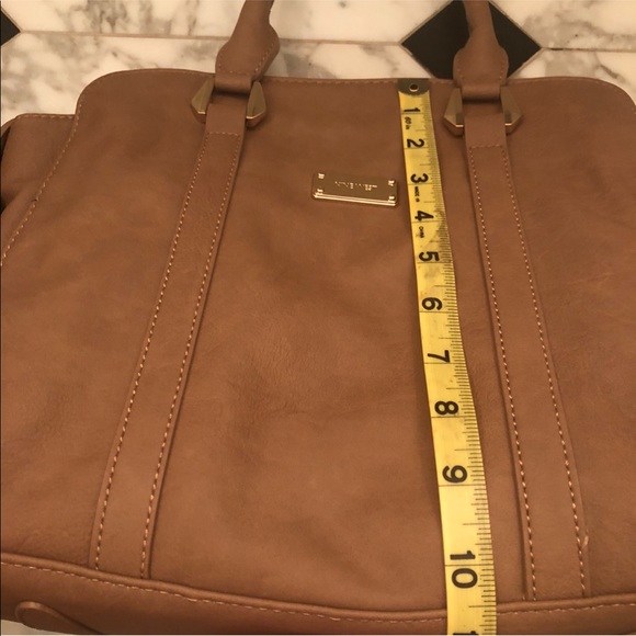 NWT 💫 Nine West Dasher - Sand Purse - Picture 5 of 8